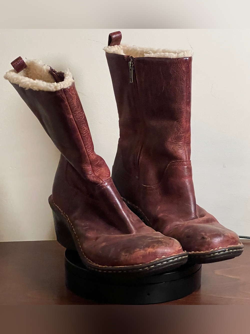 Ugg Hartley Mid-Calf Leather Sheepskin Shearling Lined Wedge Boots - US 12 - Picture 2 of 13